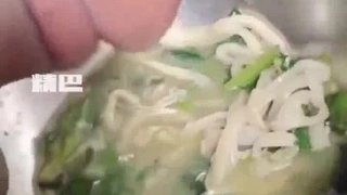 甜味瀰漫VIP收费影片流出!!金丝旗袍玩弄粉逼~越玩越湿润~