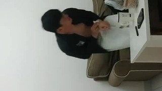 少女宝贝沉迷于免费使用幻想