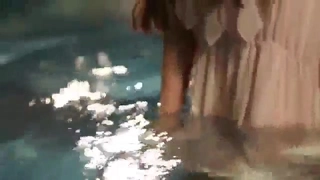 年轻小伙子找小姐露脸操逼 这钱花的值给小姐都操服了 高潮来临胡言乱语很生猛720P高清