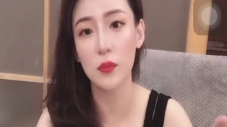 SisLovesMe - 饥渴的继姐拉伸了她的湿穴